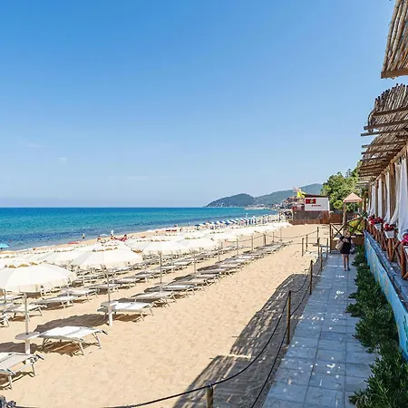 Cozy In With Kitchen Apartmán *